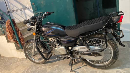 Suzuki gs150