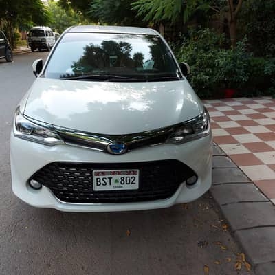 Toyota Axio WxB hybrid 2017