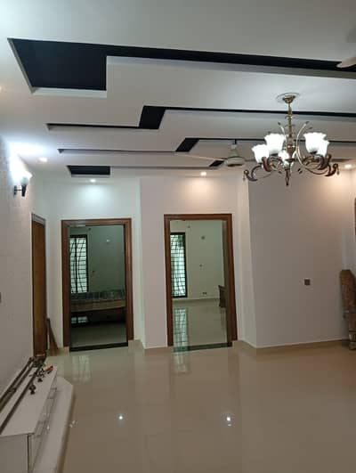 10 Marla ground portion for rent in media town block D