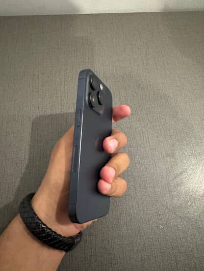 Iphone 15 pro jv with 15 covers