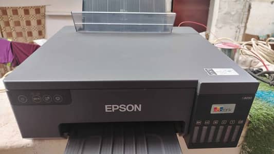 Epson L8050 printer 6 color. wifi