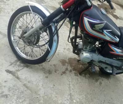 Honda CG 125 2015 model