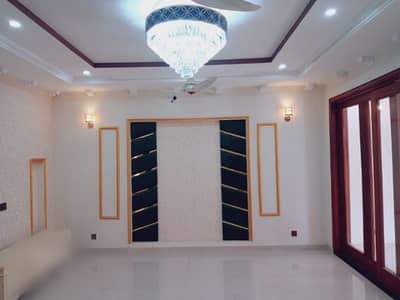 Brand New Luxurious 10 Marla House For Sale