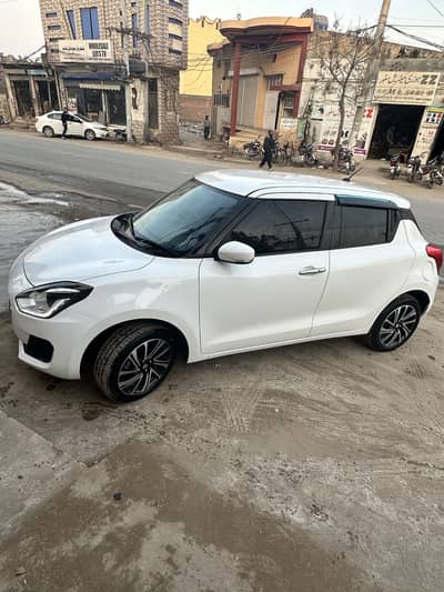 Suzuki Swift GLX CVT