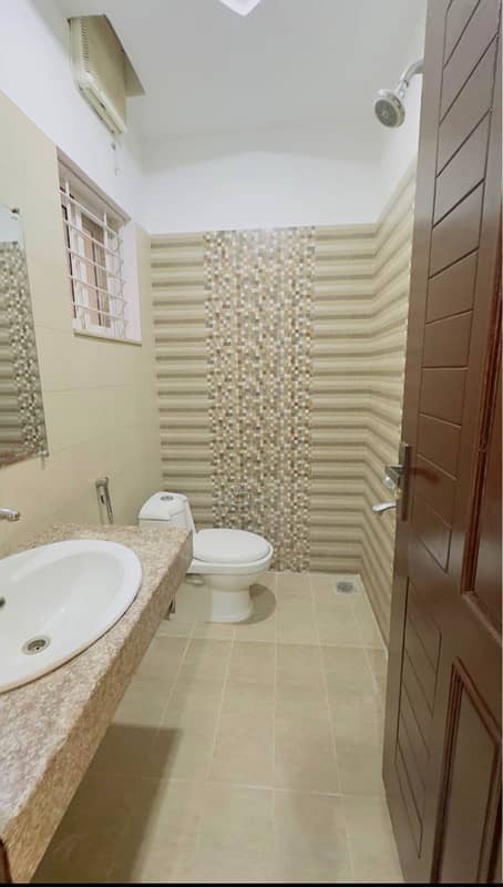 7 Marla upper portion with All Basic Necessities 3