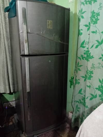 Dawlance full size refrigerator well maintained 03124235130