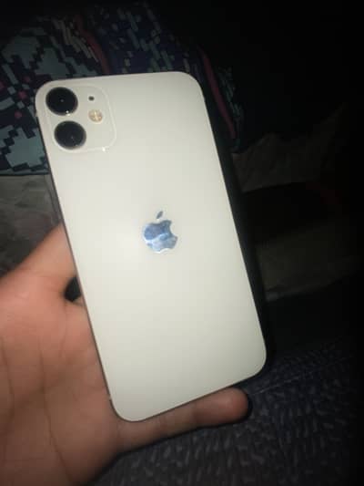 Iphone 11 white 128gb iCloud Locked