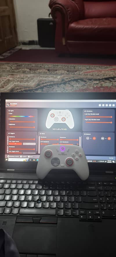 lenovo thinkpad p50 with 2gb gpu + gamesir nova 2 lite