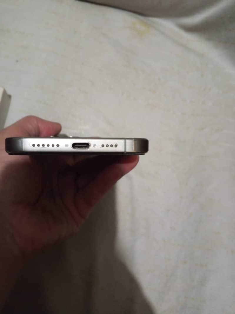 IPhone 15pro Max HK 8