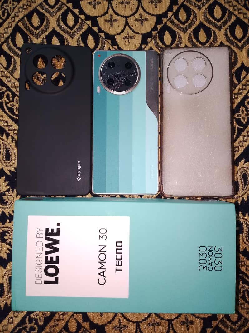 Tecno Camon 30 0