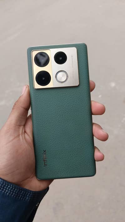 Infinix Note 40 Pro