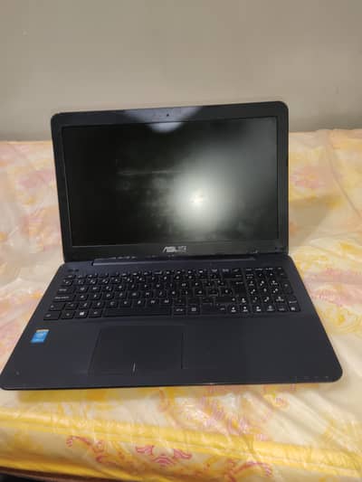 Asus laptop 15inches 8/256SSD