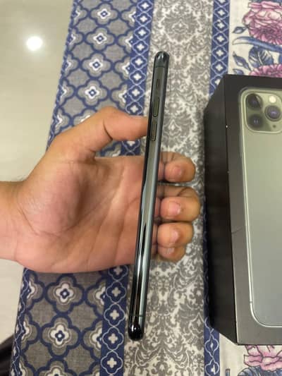 Iphone 11 Pro Max 64 Gb PTA approved with BOX