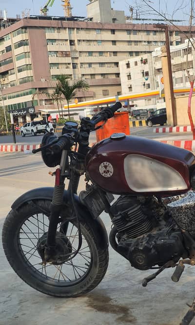 Honda 125 x cd200 roadmaster - Cafe Racer