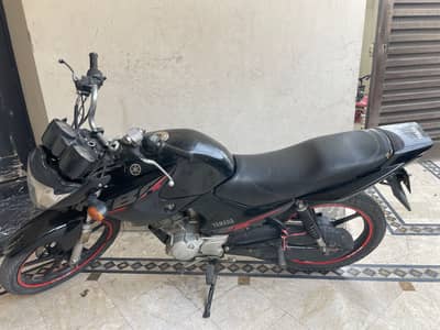 Yamaha YBR 125 Black – 2020 Model | First Owner | Genuine Bike