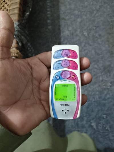 old original Nokia 2300 mobile phone for sale