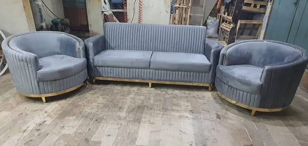 New modren luxury sofa set  5 seater & 7 seater