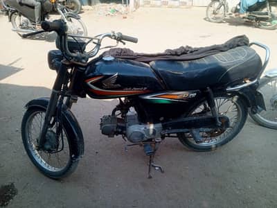 Honda 70 sukkur 03128914764