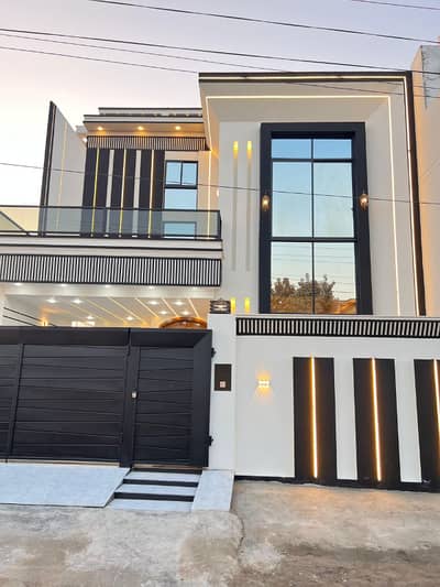 Office for rent available in johar town near to emporium mall