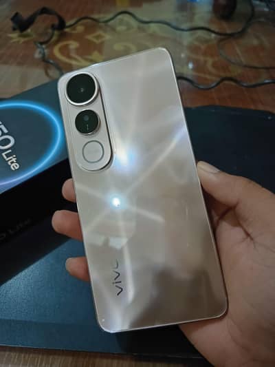 Vivo V50 Lite 4G