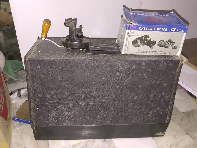 Sewing Machine + sewing machine Stand 2