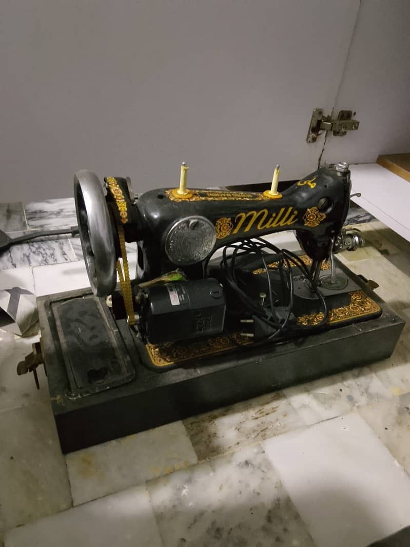 Sewing Machine + sewing machine Stand 3