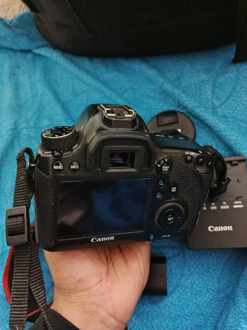 canon 6D full frame camera 1