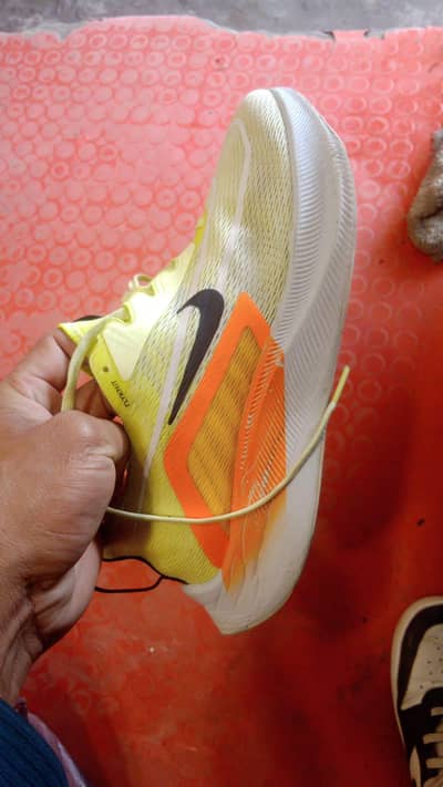 Nike air zoom running shoes UK 8.5 number