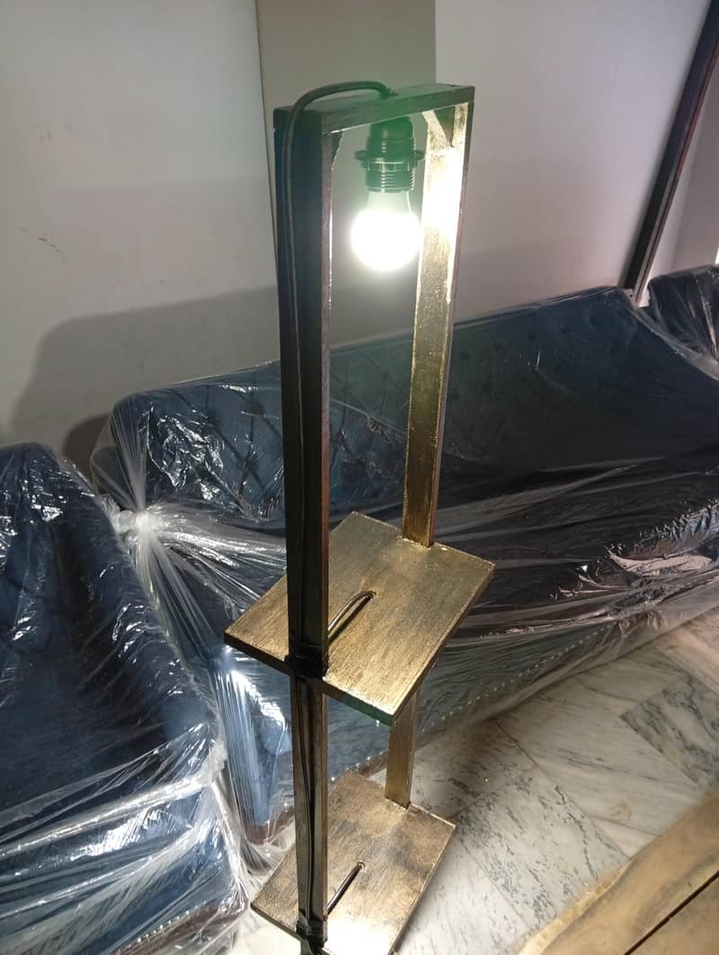 floor lamp 0