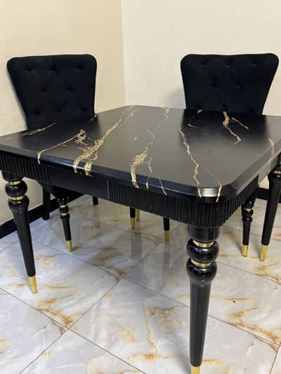 Dining table and 4 chairs