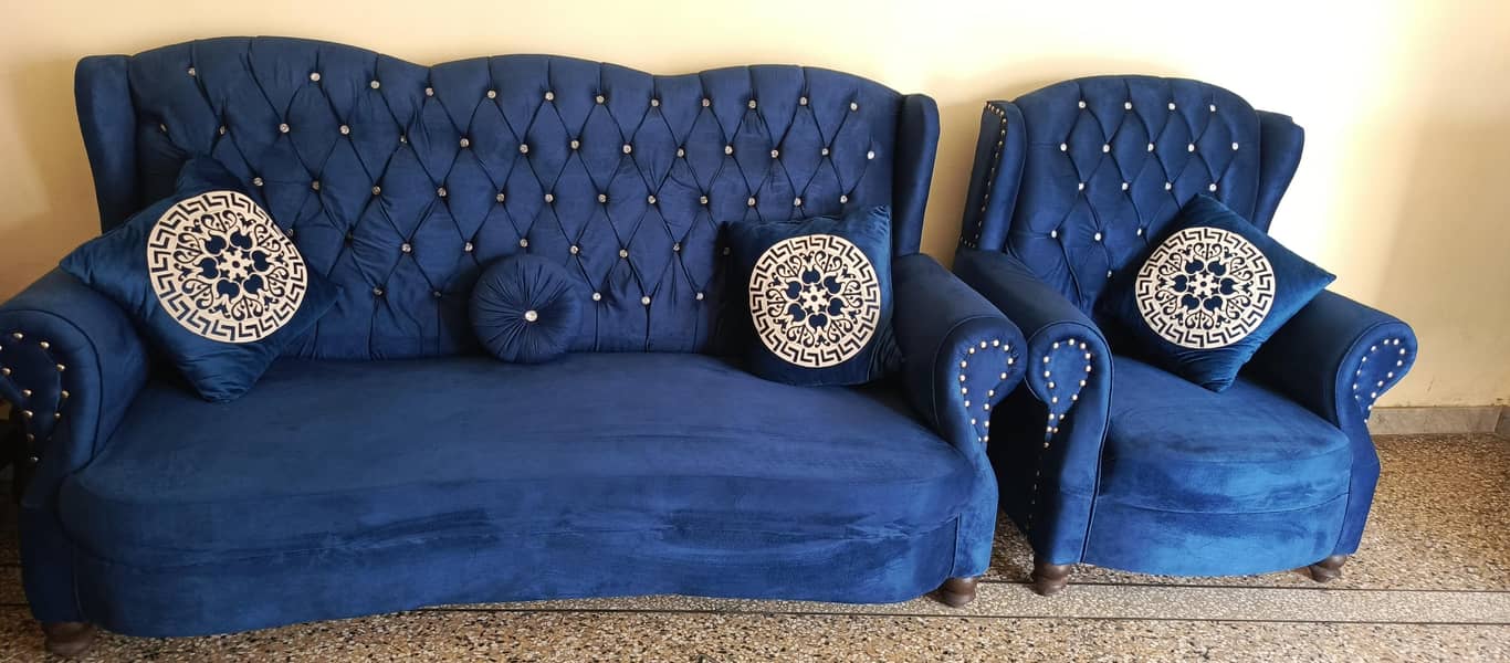 5 seater sofa 0