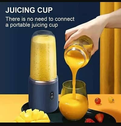 charagable jucier with extra bottle