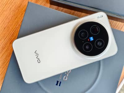 Vivo x300 pro 16/512 Official PTA approved