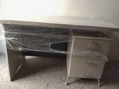 Office table