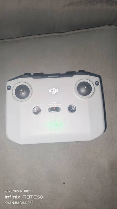 DJI RC N1 CONTROLLER JUST LIKE NEW IF ANYONE POSSIBLE EXCHANGE RC N3.