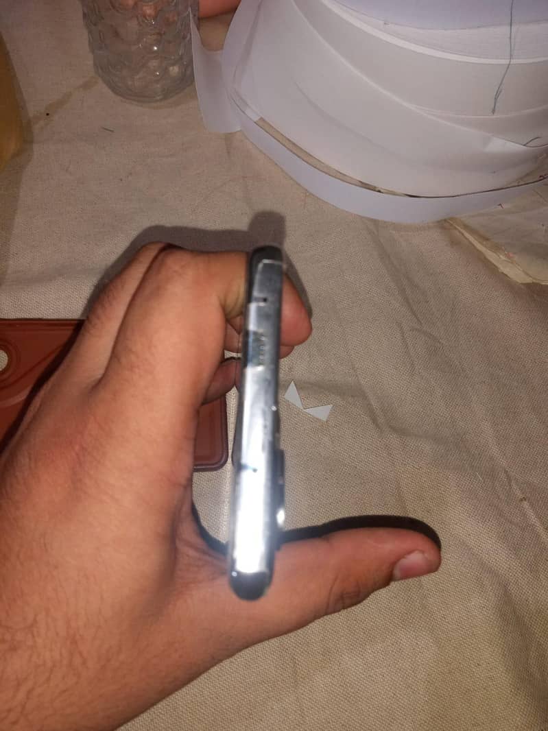 Tecno camon 40 pro 1