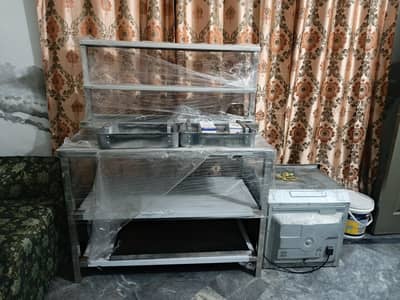 Restaurant Equipments like Oven, Pizza Table, Chillers etc