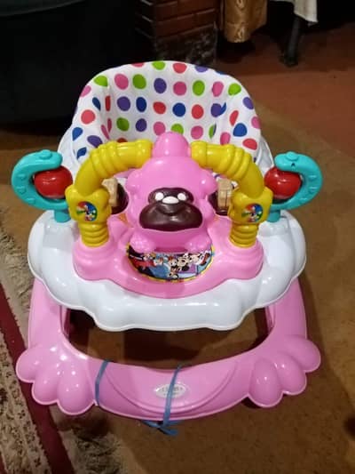 BRAND NEW BABY WALKER WITH MUSICAL SYSTEM WITH DIFFERENT LIGHTS