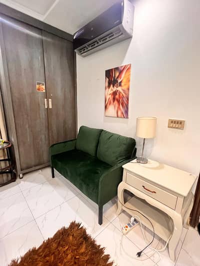 03333434117 whatsapp only Super Luxury appartment availabale for rent, short stay / per day/ weekly and monthly