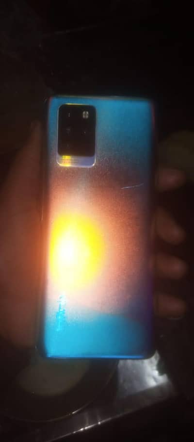 Infinix note 10 pro 8 gb ram 128 gb memory