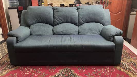 Relaxer Sofa Set