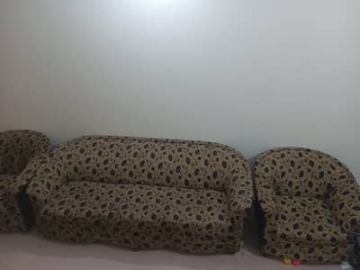 Sofa Set For sale