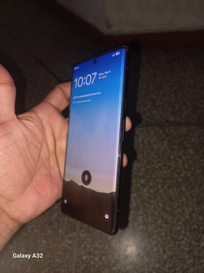 GOOGLE PIXEL 6 PRO. IN EXCELLENT  CONDITION  COTACT 03357817626