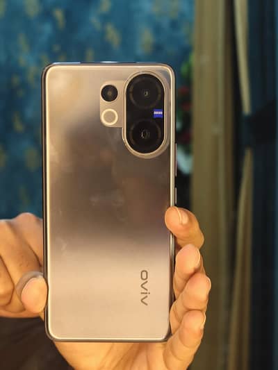 Vivo V60