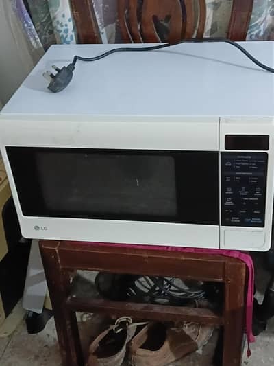 LG Microwave 30 Ltr