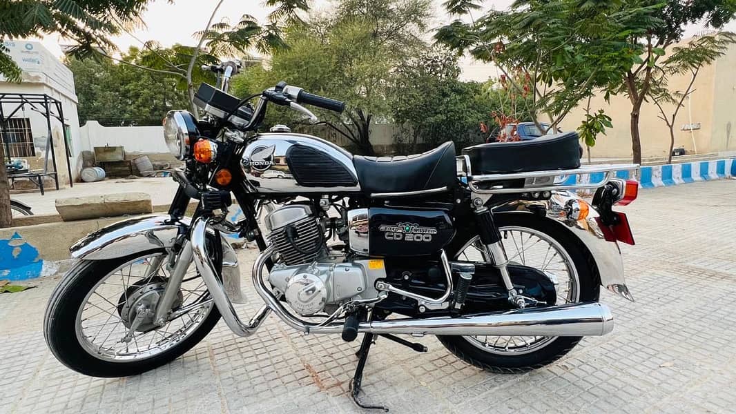 CD 200 Mint Condition 0