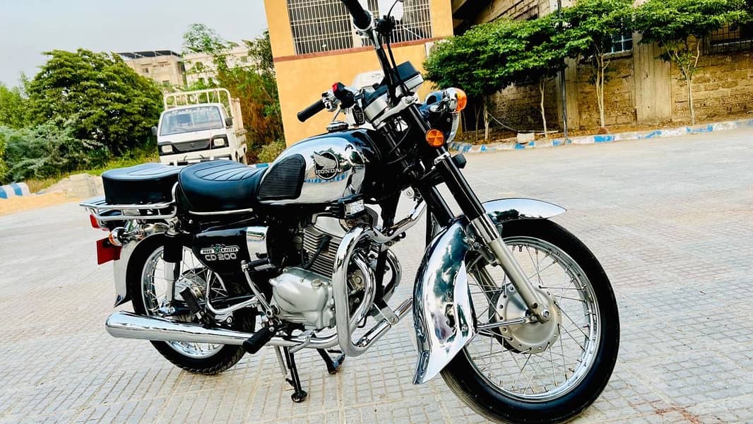 CD 200 Mint Condition 6