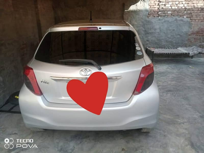 13/17ٹیوٹاوٹزخوبصورت گاڑی برائے فوری فروخت 2