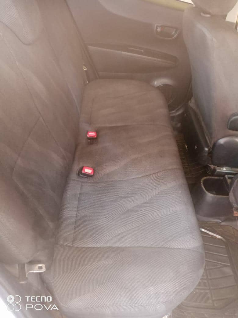 13/17ٹیوٹاوٹزخوبصورت گاڑی برائے فوری فروخت 8