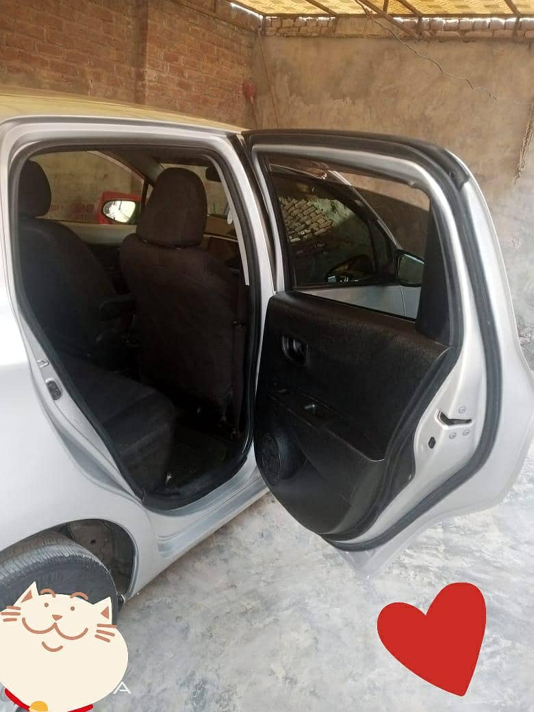 13/17ٹیوٹاوٹزخوبصورت گاڑی برائے فوری فروخت 9